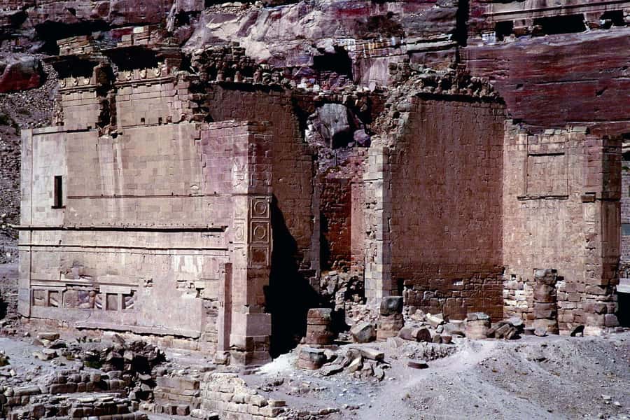 2- Day Petra Overnight Tour From Amman - The long road from Amman to Petra