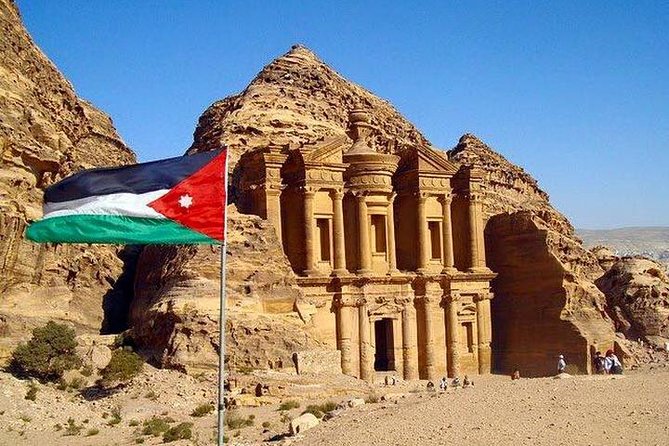 3-Day, 2-Night Private Tour: Footsteps of John Baptist in Jordan - Day 2: Petra from the Siq to the Treasury