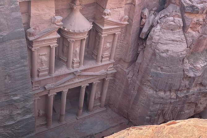 3 Epic Nights in South Jordan exploring with the locals. - What the $649.26 price includes