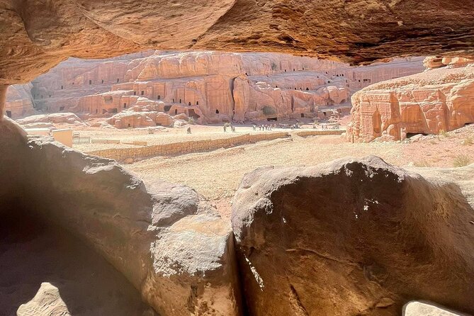 3 Epic Nights in South Jordan exploring with the locals. - Night one: Dune bashing and stars in Wadi Araba