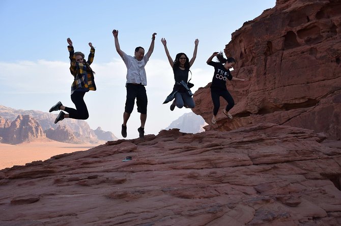 4-Day Tour from Amman: Amman, Nebo, Jerash, Petra, Wadi Rum and Dead sea - What the private car changes