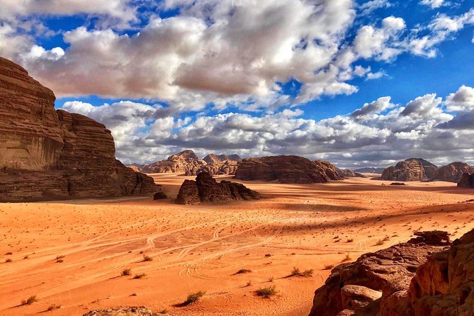 4 Days tour Petra & Wadi Rum Tour from Aqaba Airport - A smart four-day introduction to southern Jordan