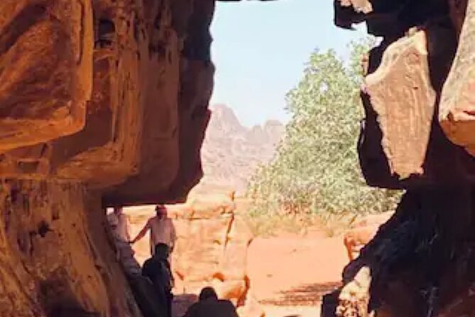 4 Hour Jeep Tour Wadi Rum Desert Highlights (morning or sunset) - The final stop changes with the departure time