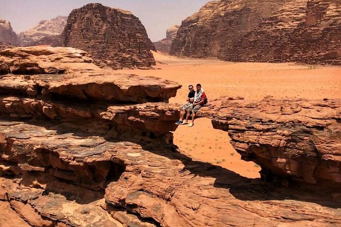 4x4 Full-Day Desert Tour - Khazali Canyon and the value of a short walk