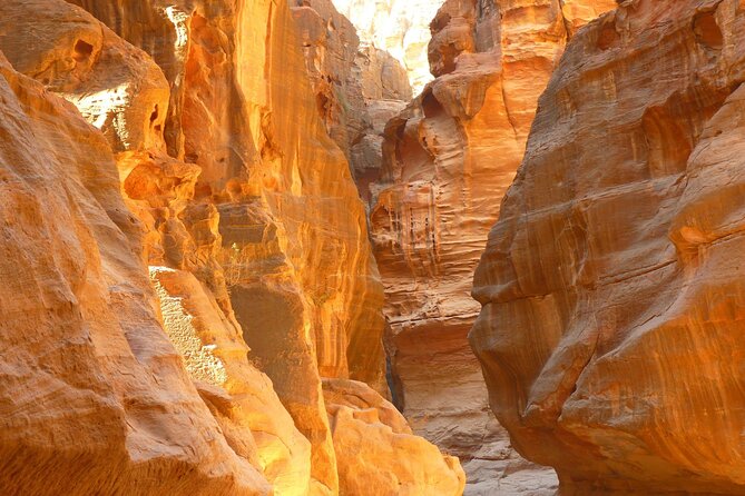 5-Day Private Jordan Tour: Petra, Wadi Rum and the Dead Sea from Amman - Three hours by 4x4 in Wadi Rum