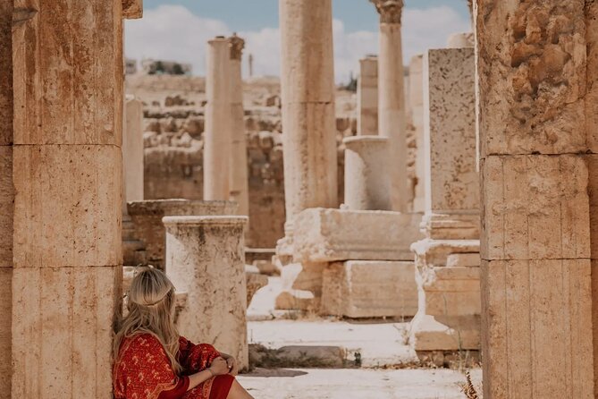 6 Days - 5 Nights Jordan Private Luxury Tour All Inclusive - Six hours at Petra, Jordan’s big finish