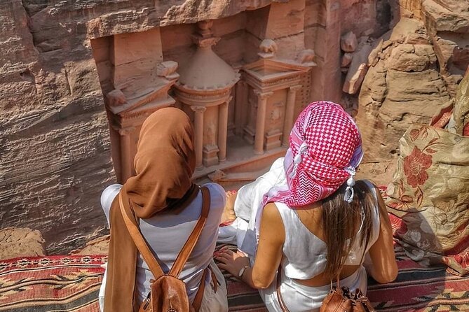 7-Day Super Luxury Tour By Toyota Land Cruiser - Three hours among the Roman stones at Jerash