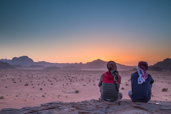 7 Days Highlight Of Jordan - Day 1: easy arrival from airport, port, or border