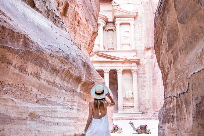 8 Days - 7 Nights Jordan Private Luxury Tour All Inclusive - Day 1: A simple arrival in Amman