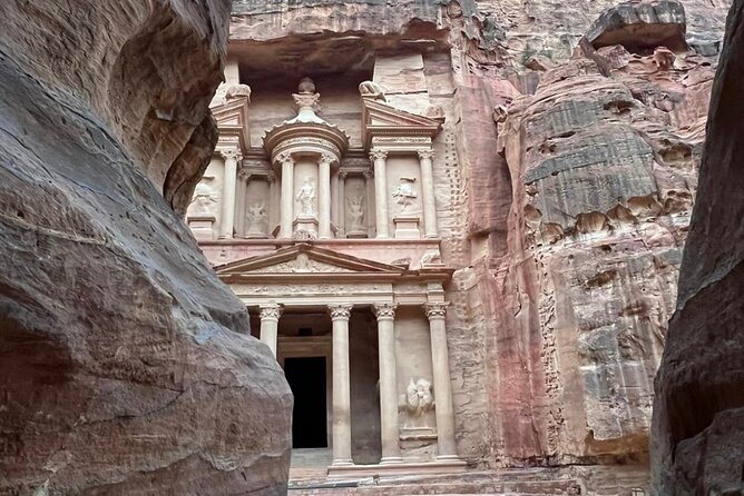 Amman Airport Private Transfer To Multi Destinations - Why an airport transfer matters in Jordan