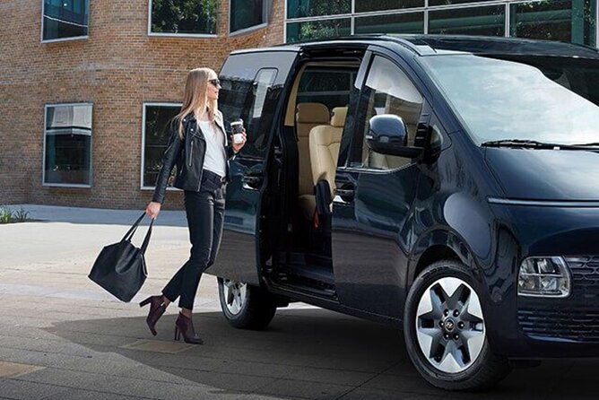 Amman Airport Transfer vice versa - Who should book this Amman transfer?