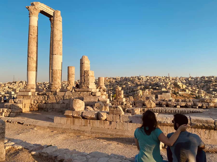 Amman Heritage Tour: Street Food, Local Culture & Art - What to bring and what to expect on foot