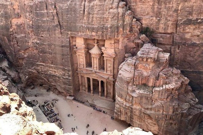Amman Petra Full-Day Trip - What the driver adds to the experience