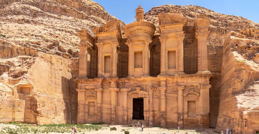 Amman: Petra, Wadi Rum, Pink Lake and Dead Sea 2-Days Trip - The 2-hour jeep ride gives Wadi Rum its character