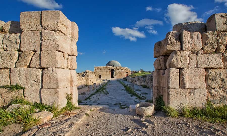Amman Sightseeing Private Tour with Additional Options - The Roman Theater and Hashemite Plaza
