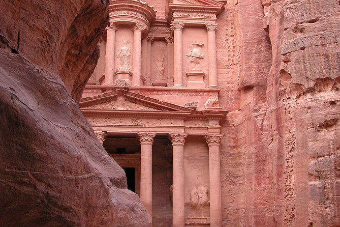 Aqaba Shore Excursion: Private accessible Petra Tour - Aqaba port pickup and the long road to Petra