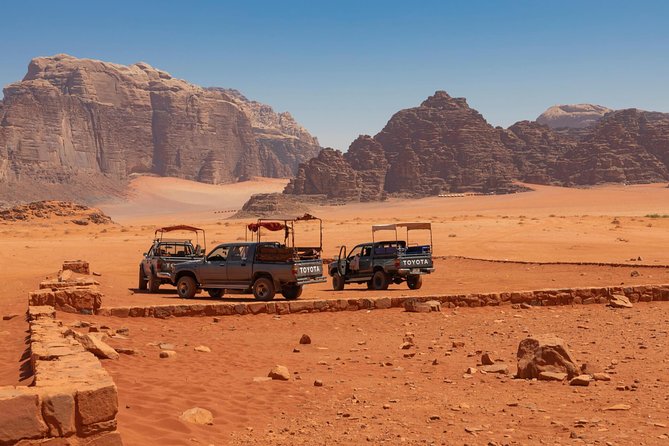 Best of Wadi Rum | Full day Jeep tour + Sleep under the stars | Pack all-in - Sunset, dinner, and a night under the stars