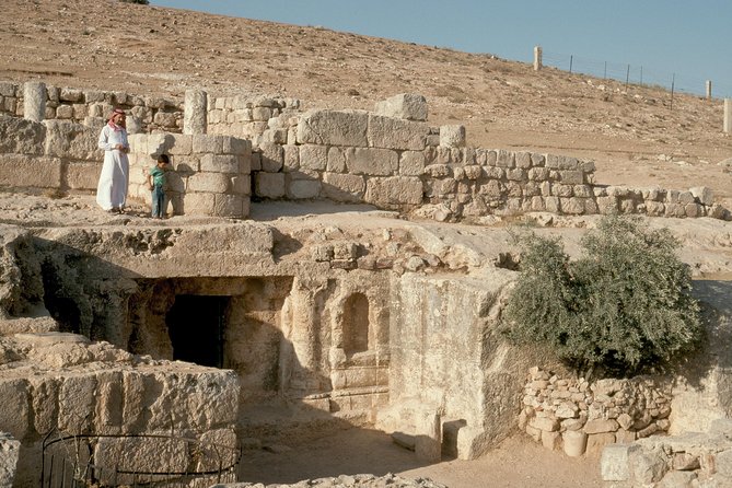 Cave of the Seven Sleepers and Amman Islamic Sites Tour - What the $76 price means in practice