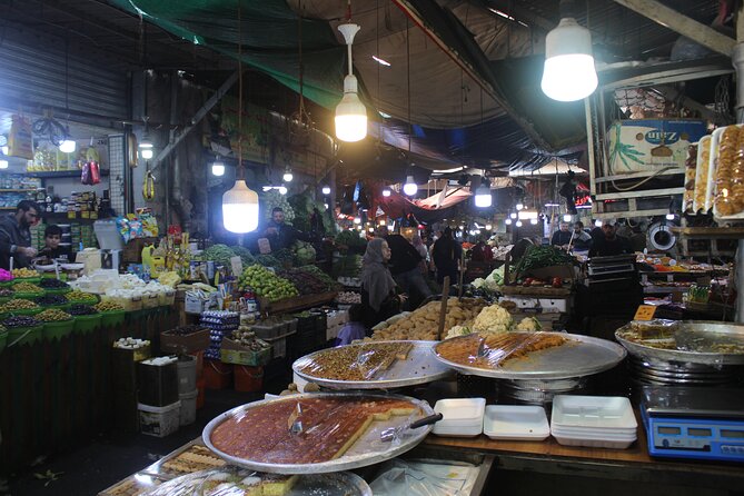 Day or Night Walking Tour in Downtown With Local - Ending with Habibah Kunafa