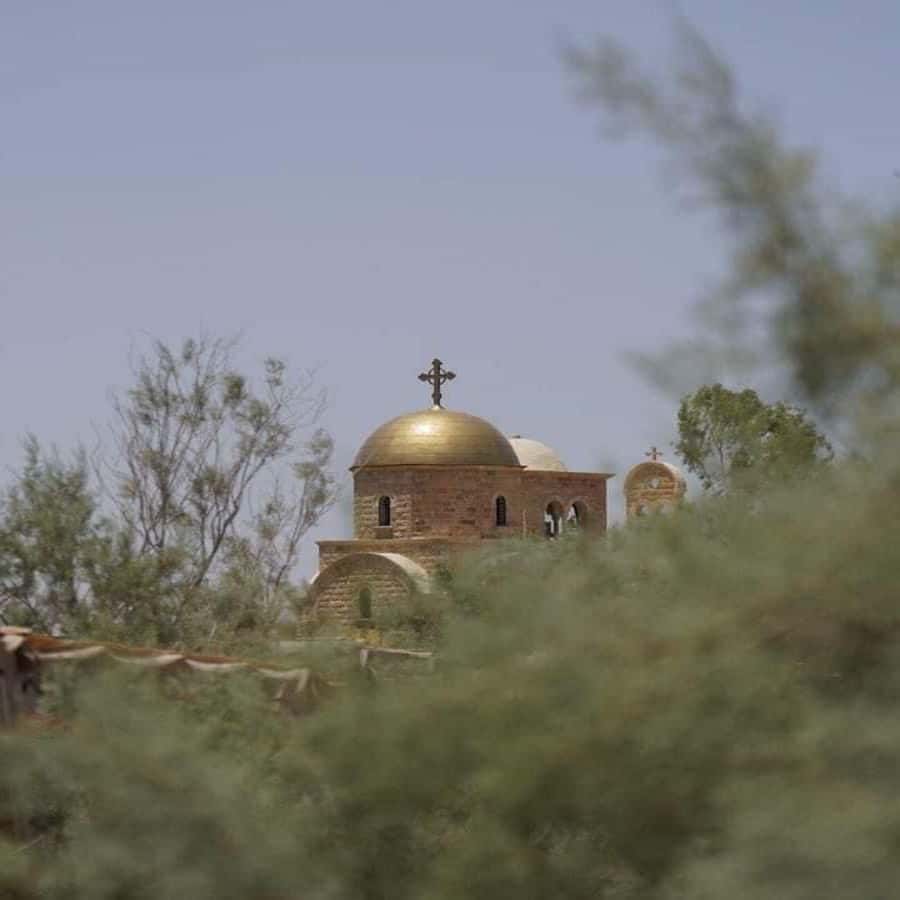 Day Tour: Baptism site Jordan River and Dead Sea From Amman - The guide can shape the experience