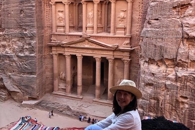Day Tour To Petra Transfers Only From Amman - Entering Petra through the Siq