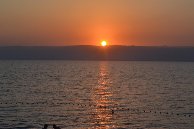 Dead Sea Full Day Tour including Lunch - What happens at the private beach