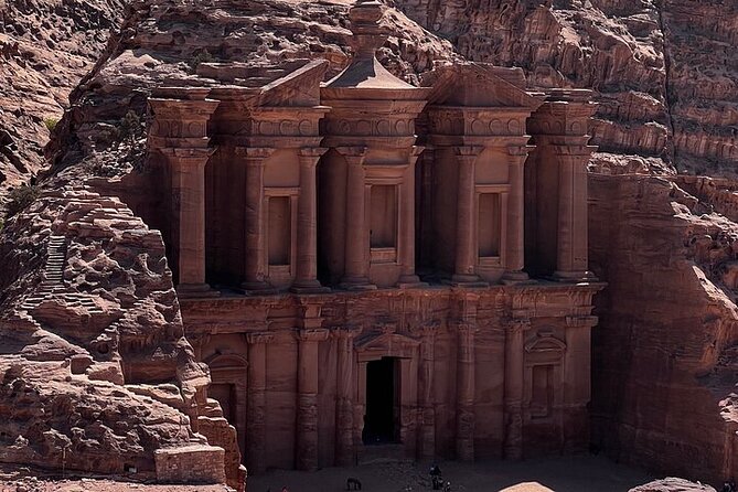 Discover Petra Hidden Gems - The value of a $125 private group tour