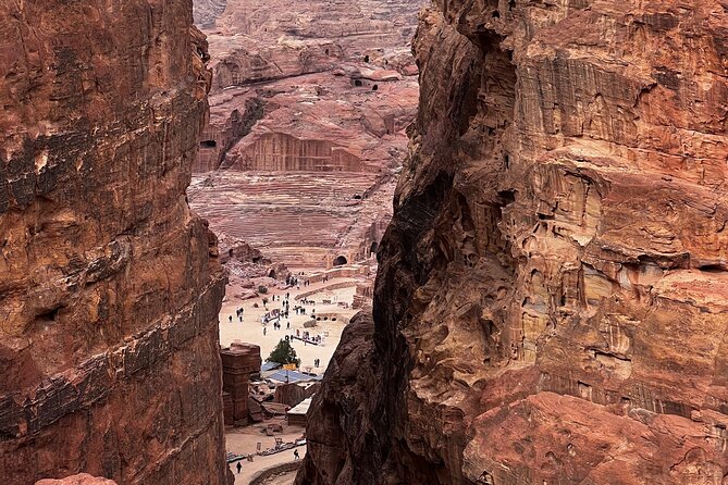 Discover Petra Hidden Gems - The Great Temple finish