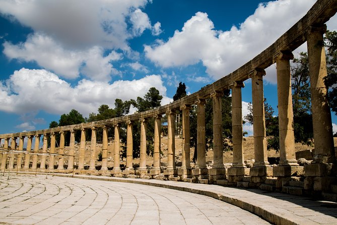 Experience Jordan Group Tour - 8 Days - Day one in Amman, from downtown streets to the old city