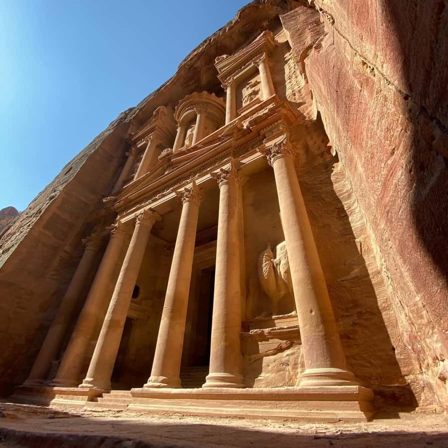From Amman: Full-Day Private or Group Tour to Petra - The Siq and the first view of the Treasury