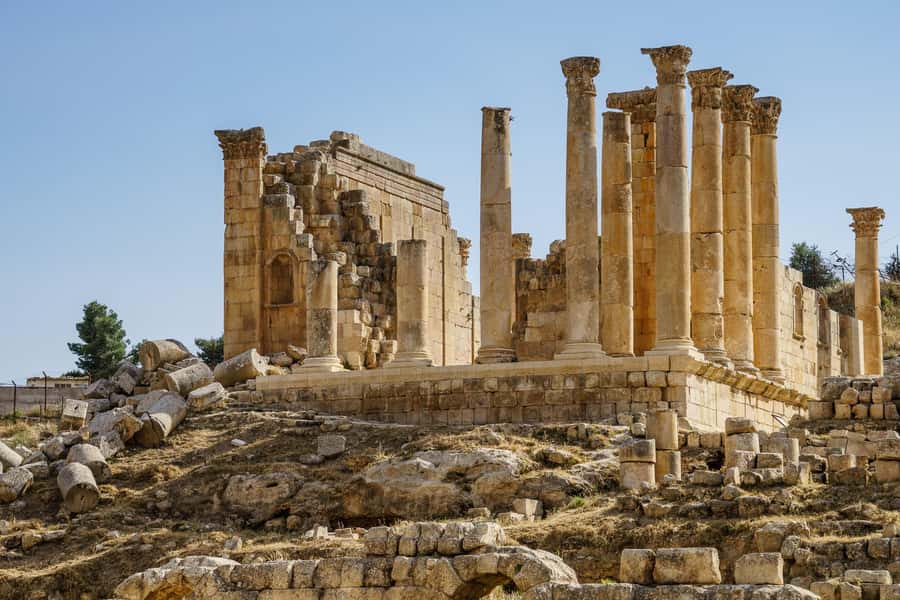 From Amman : Full day tour - Jerash and the Dead sea. - The drive from Roman ruins to the Dead Sea