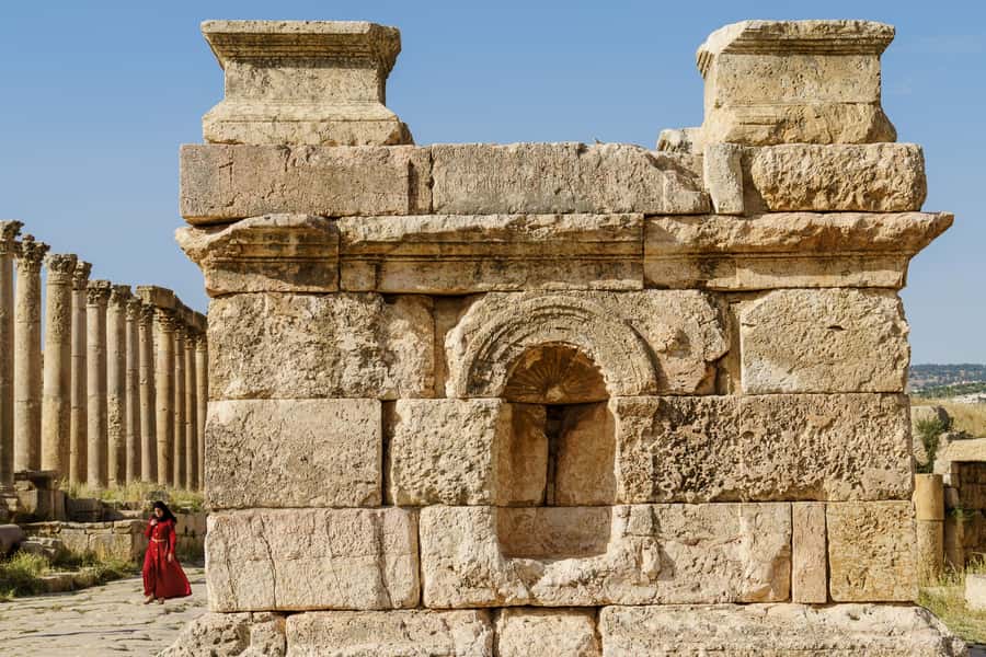 From Amman : Full day tour - Jerash and the Dead sea. - The drivers and the feel of the day