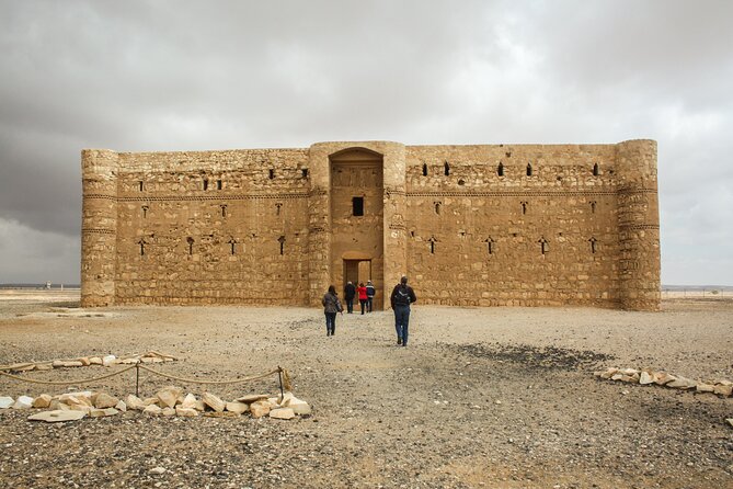 From Amman: Full-Day Tour to Amman City and Desert Castles - A modern pause at King Abdullah I Mosque