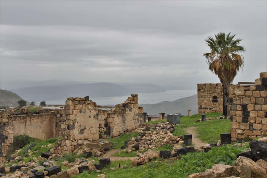 From Amman: Jerash, Umm Qais, and Jesus' Cave Private Trip - Umm Qais and the old city of Gadara