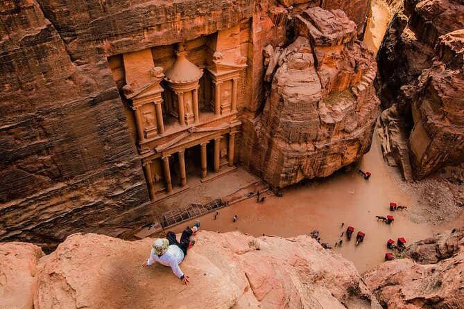 From Amman: Petra and Wadi rum Full day Tour - Petra and Wadi Rum in one hard-working day