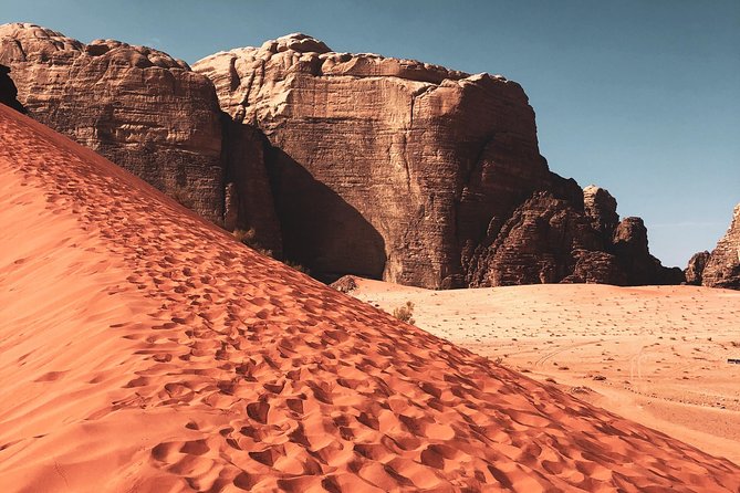 FROM AMMAN | Petra & Wadi Rum in one day | The Jordanian Mappers - Free time in Petra, with a fixed pickup afterward