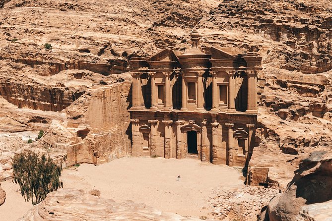 FROM AMMAN | Petra & Wadi Rum in one day | The Jordanian Mappers - The people and service behind the day