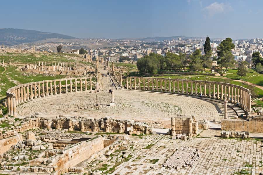 From Amman: Private Jerash, Ajloun Castle, and Umm Qais Tour - The private car is the real convenience