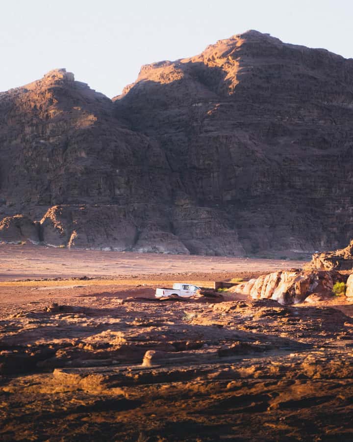 From Amman: Private or sharing Petra &Wadi Rum Full day Tour - Sunset, tea, and the question of stargazing