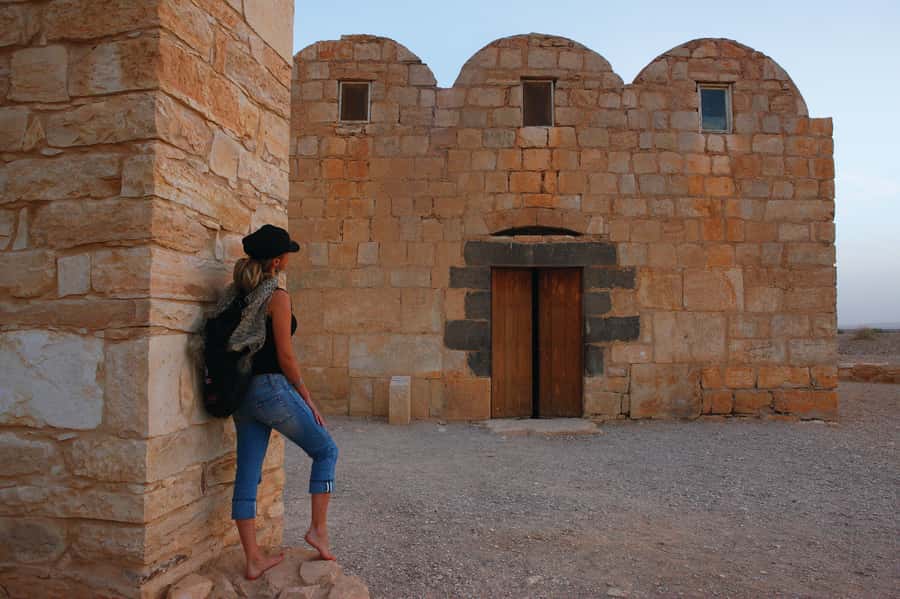 From Amman: Umayyad Desert Castles Tour with Transfer - What the six-hour schedule feels like