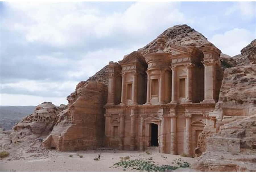 From Dead Sea: Private Full-Day Petra Tour - Who should choose this Petra tour?
