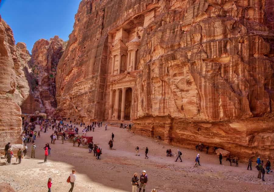 From Eilat: 2-Day Petra & Wadi Rum Tour with Camp Stay - Choosing between the standard tent and the private-bathroom upgrade