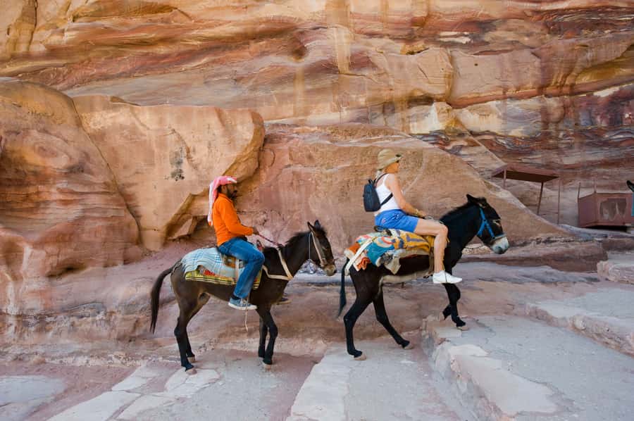 From Eilat: Petra Day Group Tour - Lunch after the ruins