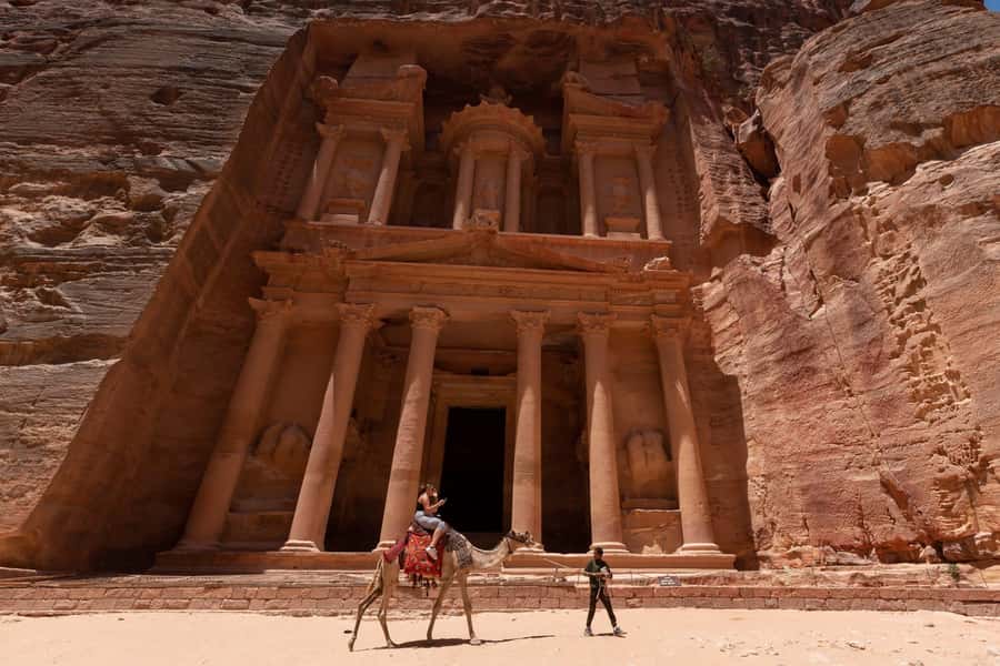 From Eilat: Petra Full-Day Guided Tour with Transfers - Two hours to choose your own Petra