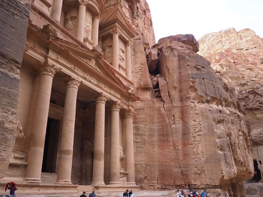 From Eilat: Petra Full-Day Guided Tour with Transfers - A desert ride through Aravah and Wadi Rum