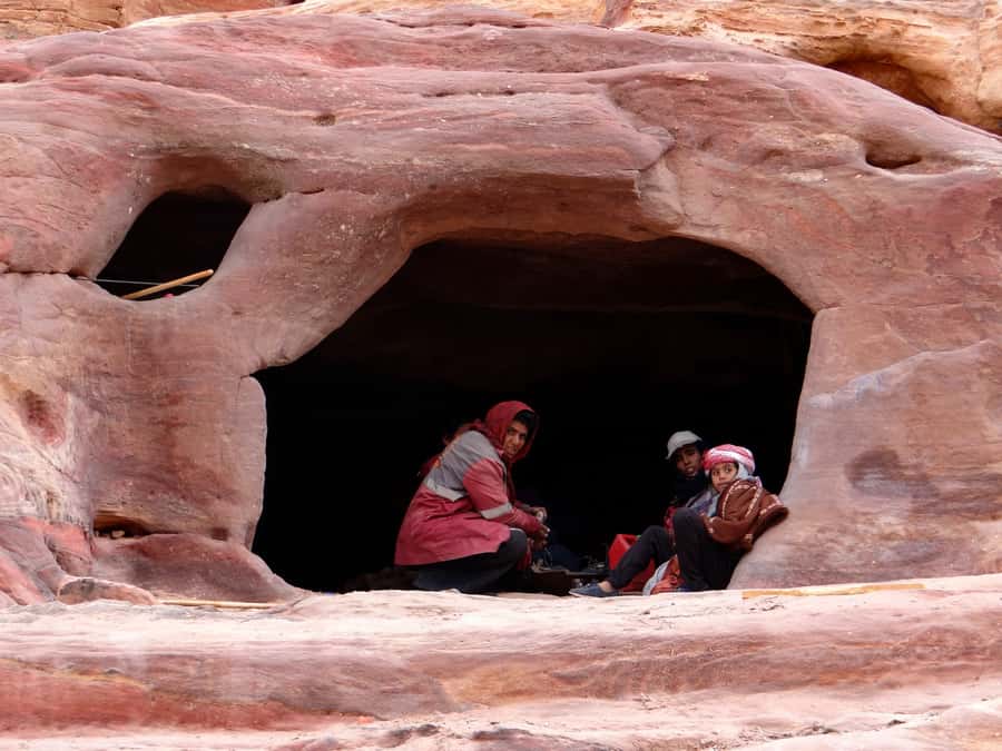 From Eilat: Petra Guided Full-Day Trip with Lunch - Entering Petra through the Djin blocks and Obelisk Tomb