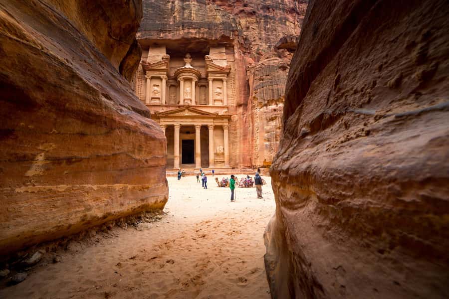 From Tel Aviv: Petra 1-Day Guided Tour with Transfers - Why Petra is worth such a punishing day