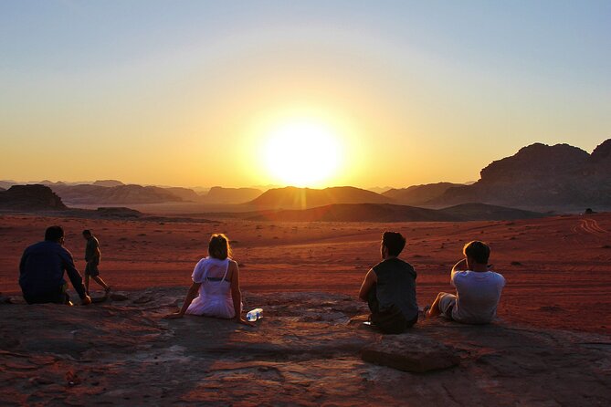 Full Day Jeep Tour and Overnight in Bedouin Camp with Meal - The quieter White Desert