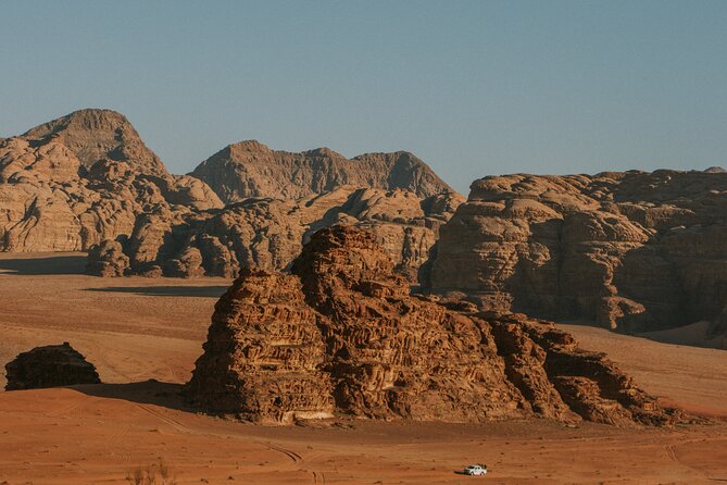 Full day Jeep Tour in Wadi Rum desert - Fire-cooked lunch in a quiet desert spot