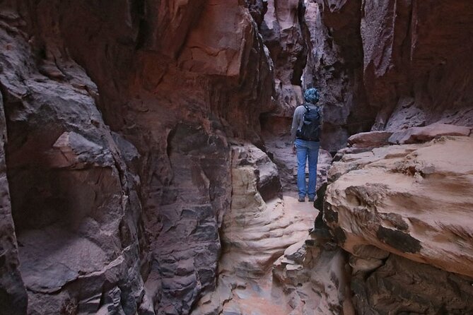 Full-Day Jeep Tour, Wadi Rum Desert Highlights - Red Sand Dune and included sandboarding